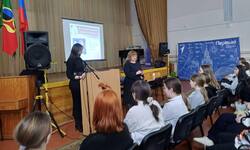 В Первоуральске проходят «Уроки полового воспитания» для школьников и родителей - wuor66.ru - Екатеринбург